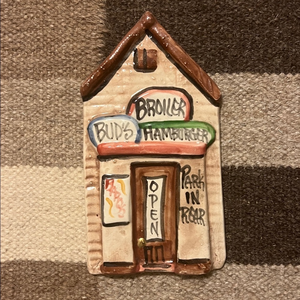 Buds broiler hamburger New Orleans, Clay Creations by Jenise McCardell - Picture 1 of 4